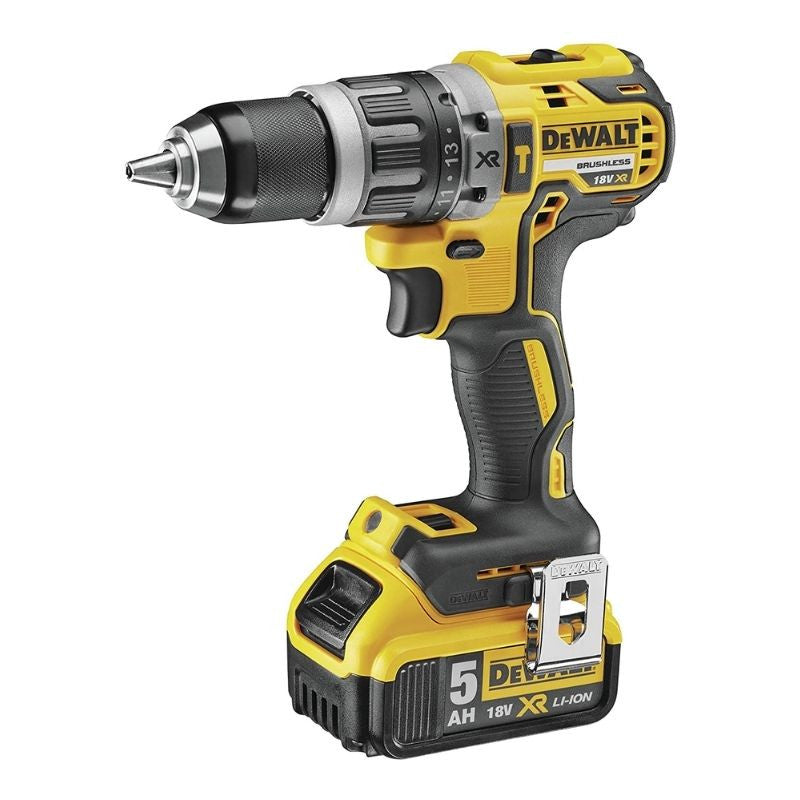Pack 4 machines DEWALT DCK422P3 : perceuse (DCD796), visseuse à choc (DCF887), perforateur (DCH273) et meuleuse Ø125mm (DCG405) avec 2 coffrets Toughsystem et 3 batteries 5,0 Ah 18V