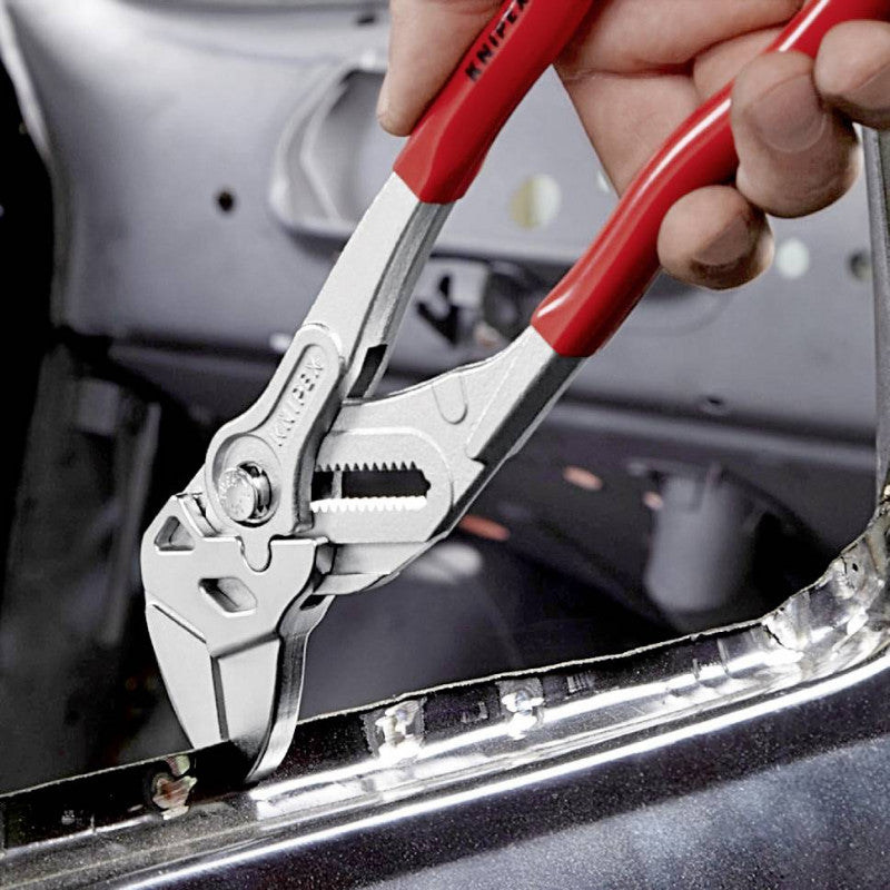 Pince-clé 300mm KNIPEX 86 03 300 capacité 68mm