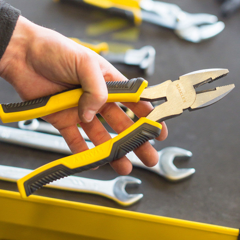 Pince universelle STANLEY 150 mm