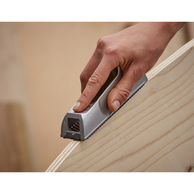 Rabot bloc surform corps métal STANLEY 5-21-399