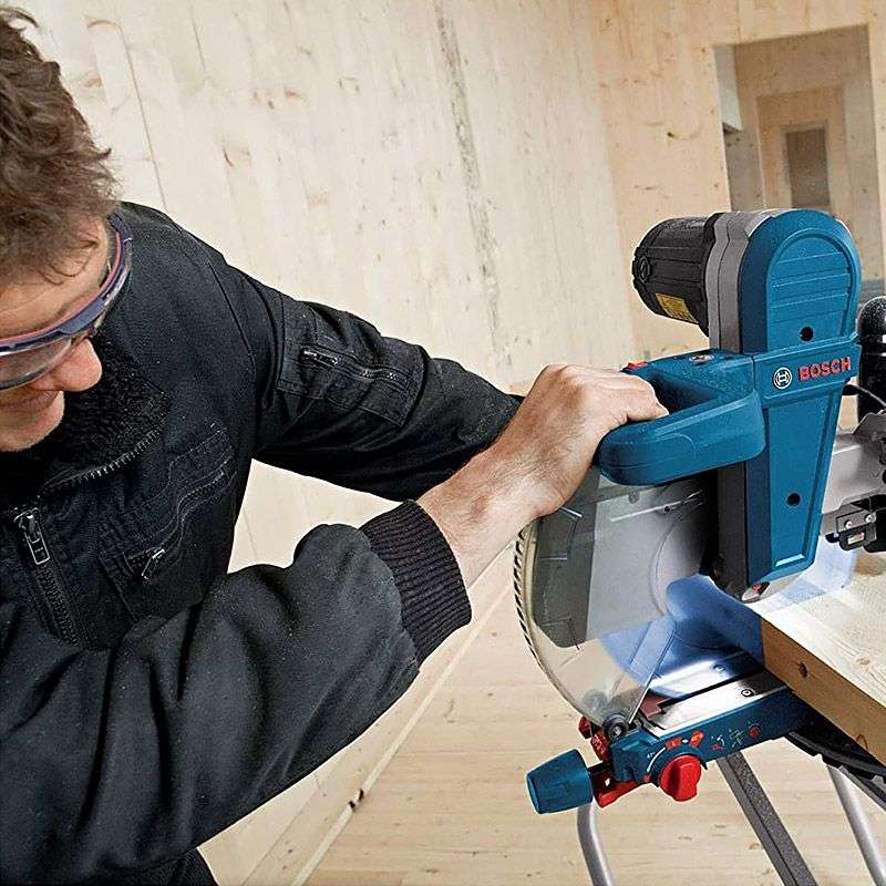 Scie à onglets Ø305mm BOSCH 0601B23600 - GCM 12 GDL Professional - 2000W