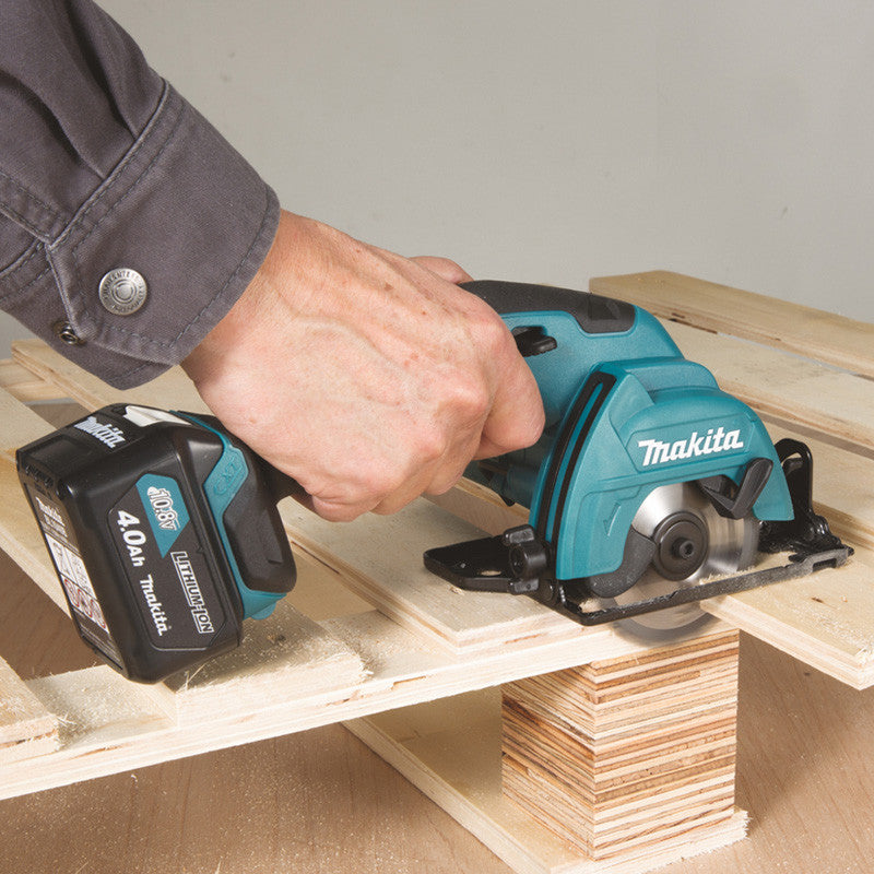 Scie circulaire 12 V CXT MAKITA HS301DZ Li-Ion 85 mm (produit seul)