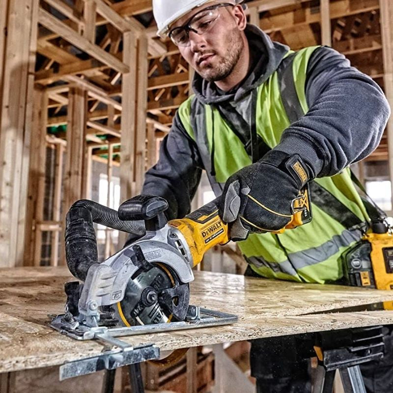 Scie circulaire Ø115mm 18V DEWALT DCS571N-XJ Brushless