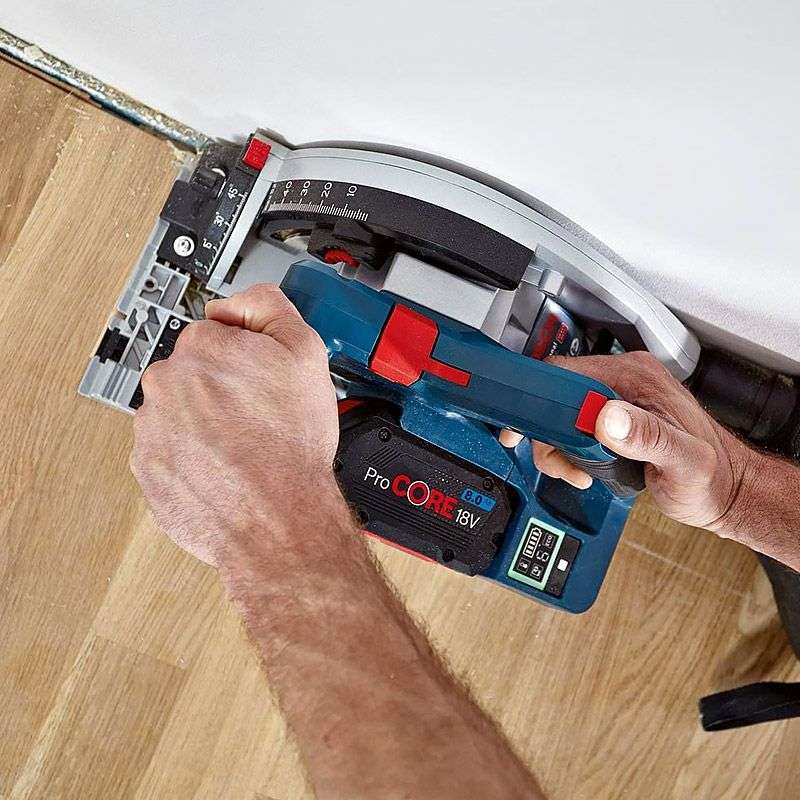 Scie plongeante sans-fil BOSCH 06016B4000 - GKT 18V-52 GC Bi turbo Professional en L-Boxx (vendu sans batterie)