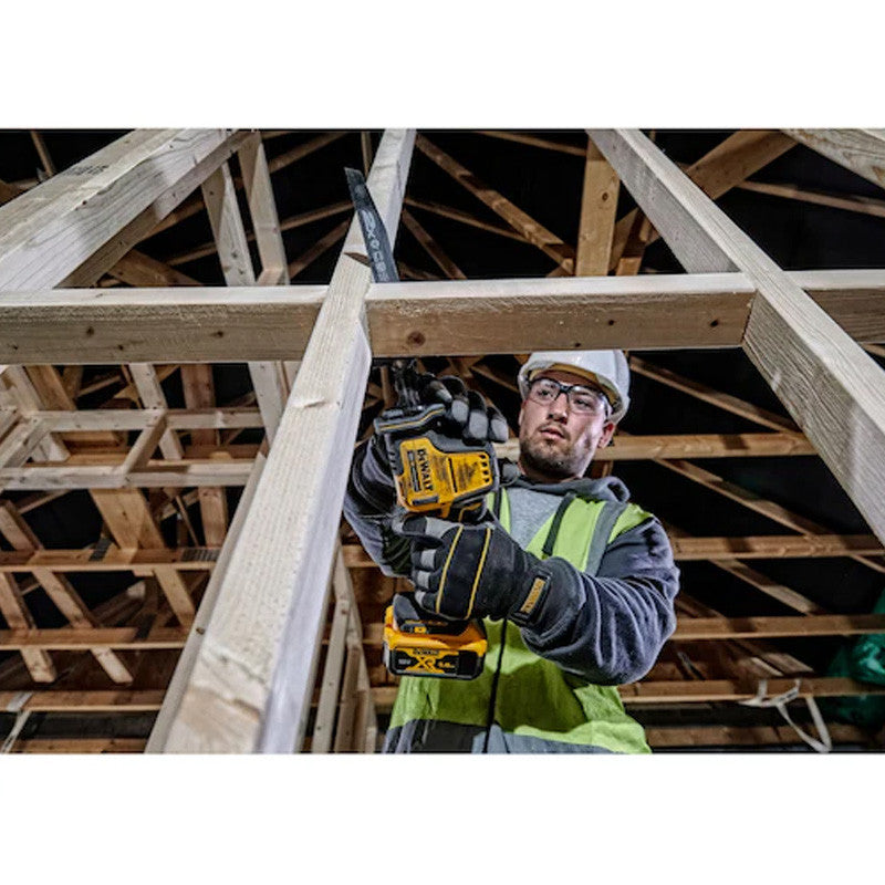 Scie sabre compacte 18V DEWALT DCS369N-XJ Brushless (vendu sans batterie)