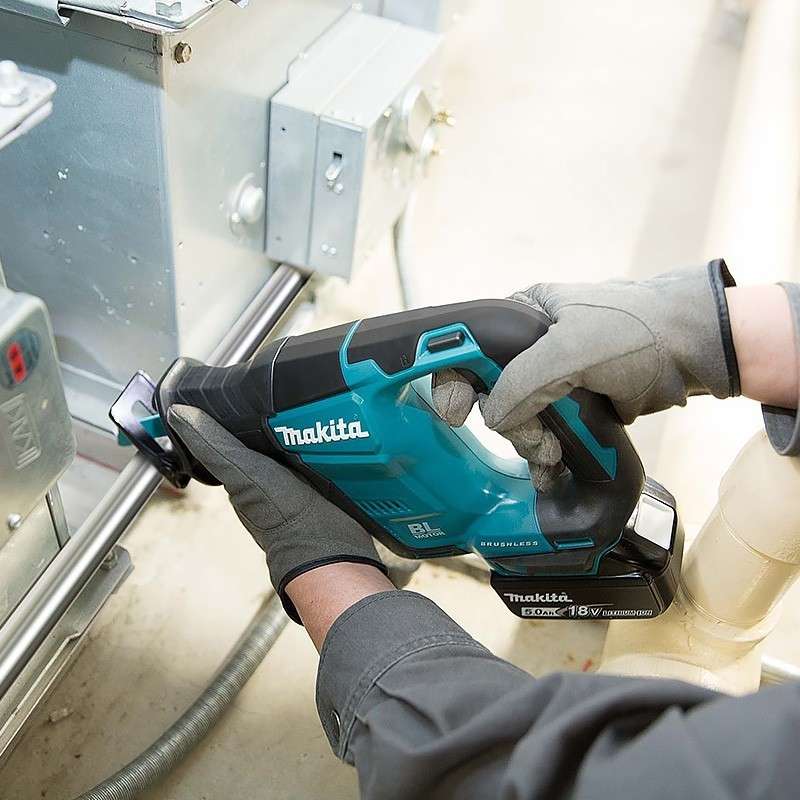 Scie sabre MAKITA DJR188RTJ 18V Li-Ion (2x5Ah)