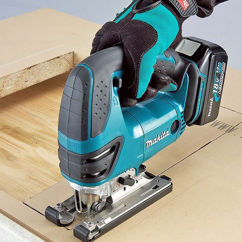 Scie Sauteuse MAKITA DJV180Z 18 V LXT (vendu sans batterie)