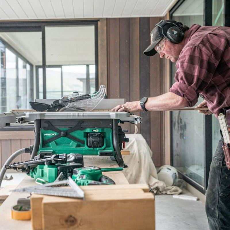 Scie sur table Multi Volt Ø255mm cap 57mm - 36V Brushless HIKOKI C3610DRJW4Z - sans batterie ni chargeur - carton