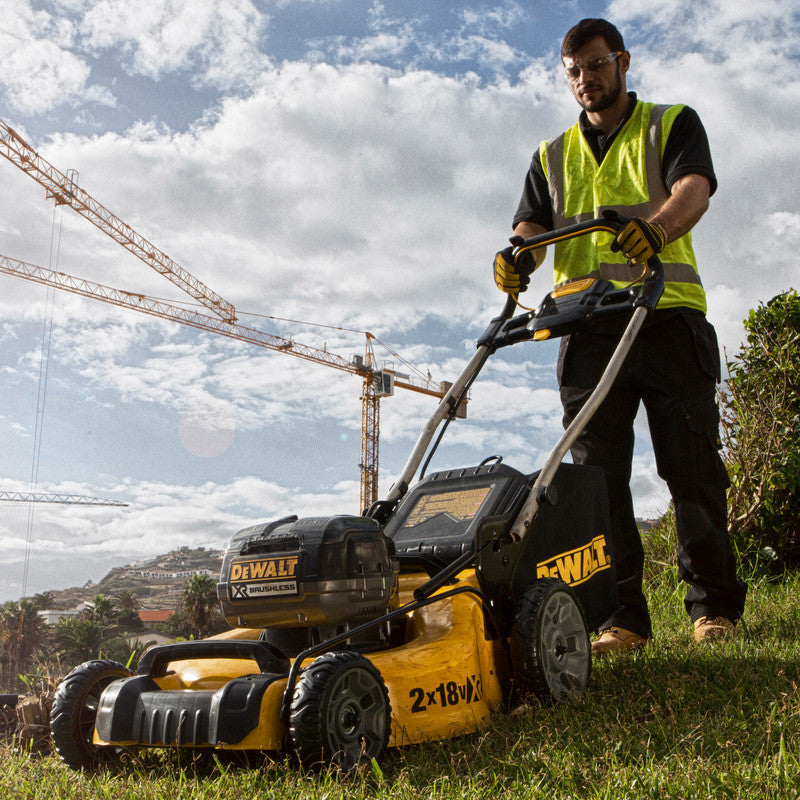 Tondeuse 48cm 18V DEWALT DCMWSP564N-XJ (vendu sans batterie)