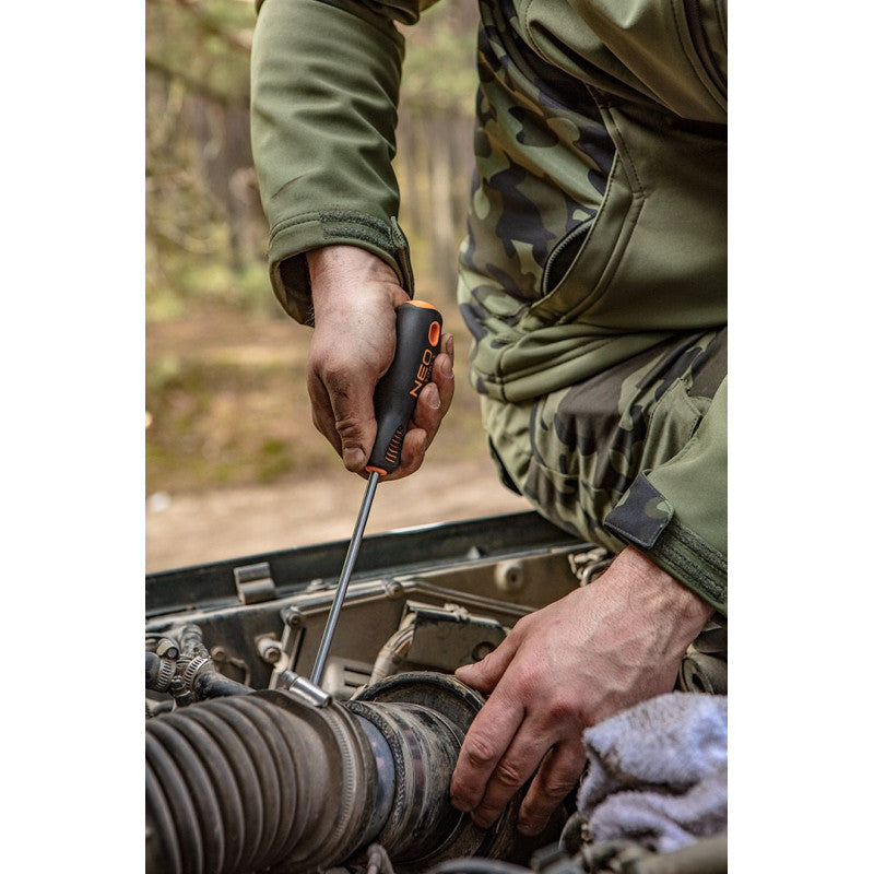 Tournevis à tête plate NEO TOOLS 04-016 8,0 x 200 mm S2