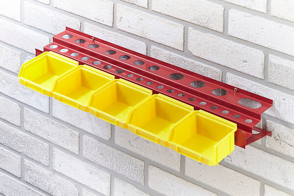 B005F - Porte outils 50 outils + 5 bac