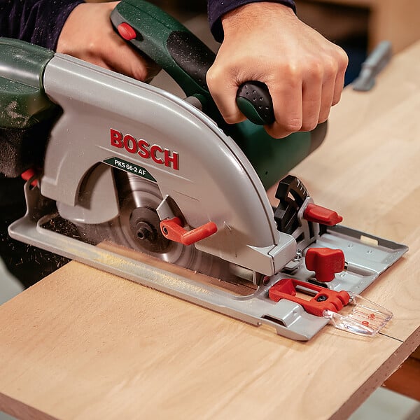 Scie circulaire PKS 66-2 AF - 1600W BOSCH DIY