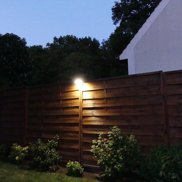 Applique solaire Sun Light ronde avec détecteur de présence - Noir