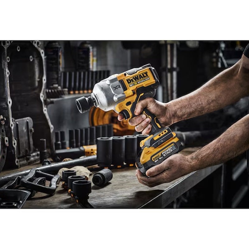 Boulonneuse à Chocs DeWalt 1/2" 18V XR Brushless - Kit Complet Avec 2 Batteries 5.0Ah + Chargeur + Coffret T-STAK