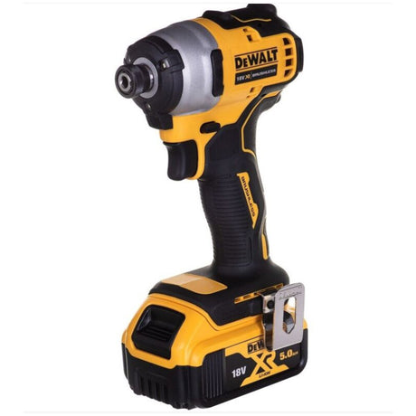 Pack 2 outils 18V perceuseuse + visseuse à choc BRUSHLESS DEWALT DCK2061P2T-QW