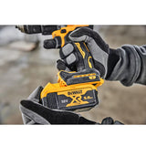 Perceuse-visseuse à percussion compacte 18V DEWALT DCD805P1T-QW avec coffret et 1 batterie 5,0 Ah