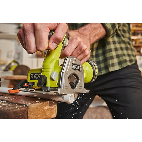 Scie multi-matériaux RYOBI R18MMS-0 18V 85mm 4 250 tr/min (vendu sans batterie)