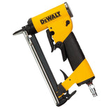 Agrafeuse pneumatique de finition DEWALT DPS8016-XJ